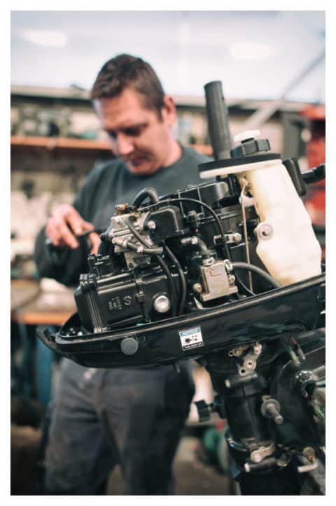 Réparation moteur, hors-bord in-board, Brest Marine Services