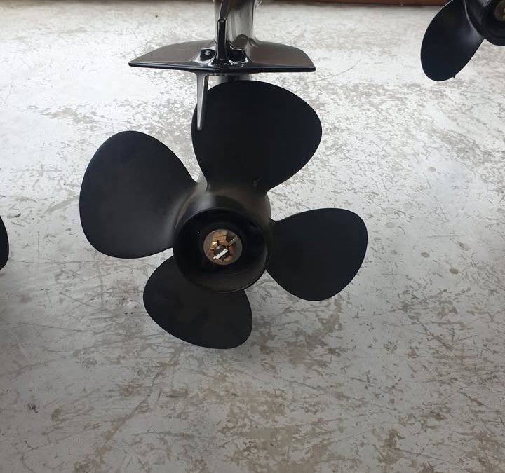 A vendre MERCURY 9…
