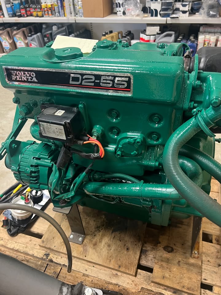 VOLVO-PENTA-D2-55-55CV-587-HEURES-MOTEUR-OCCASION-REVISE-SANS-INVERSEUR-FAISCEAU-1-1175130527949184.jpeg