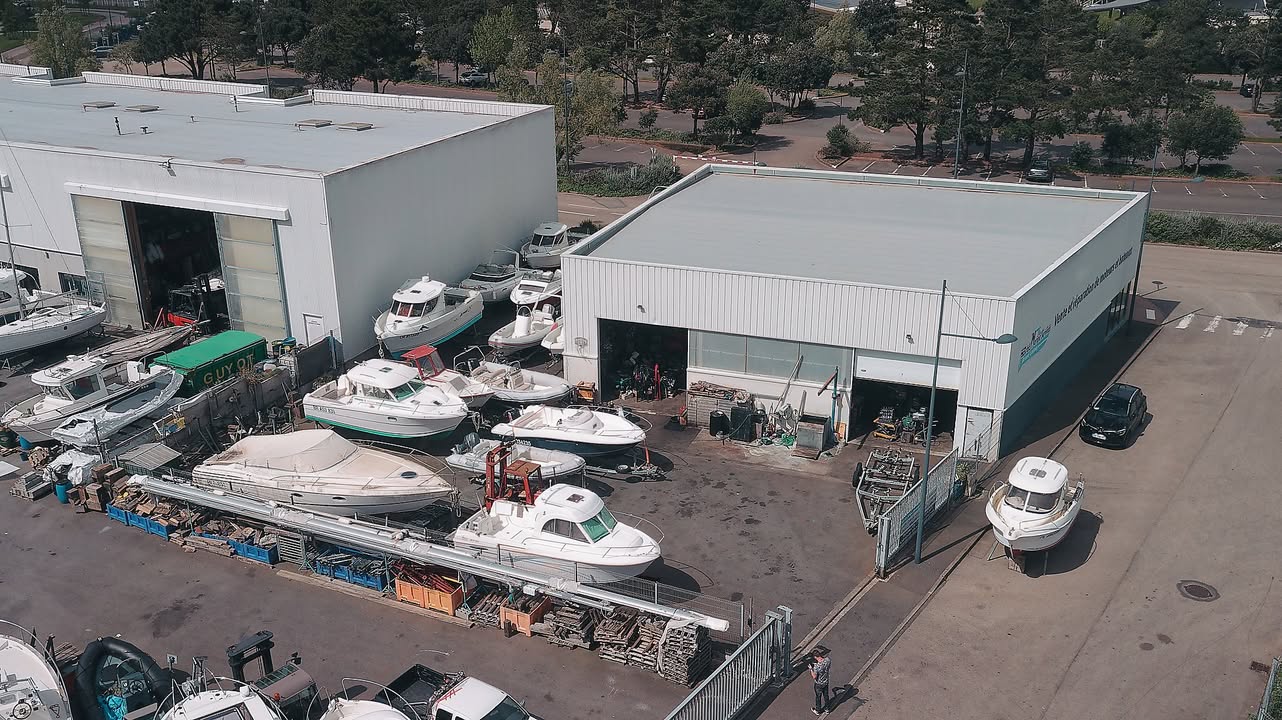 Un apercu de notre atelier et parking a Brest 1 1431640332298201 - Brest Finistère Un apercu de notre atelier et parking a Brest 1 1431640332298201 - Brest Finistère