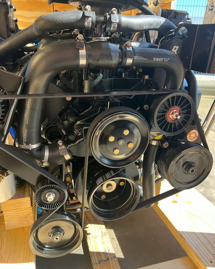 Petite pepite signee Mercury Mercruiser ️ Un 5 1 1533801375415429 - Brest Finistère Petite pepite signee Mercury Mercruiser ️ Un 5 1 1533801375415429 - Brest Finistère