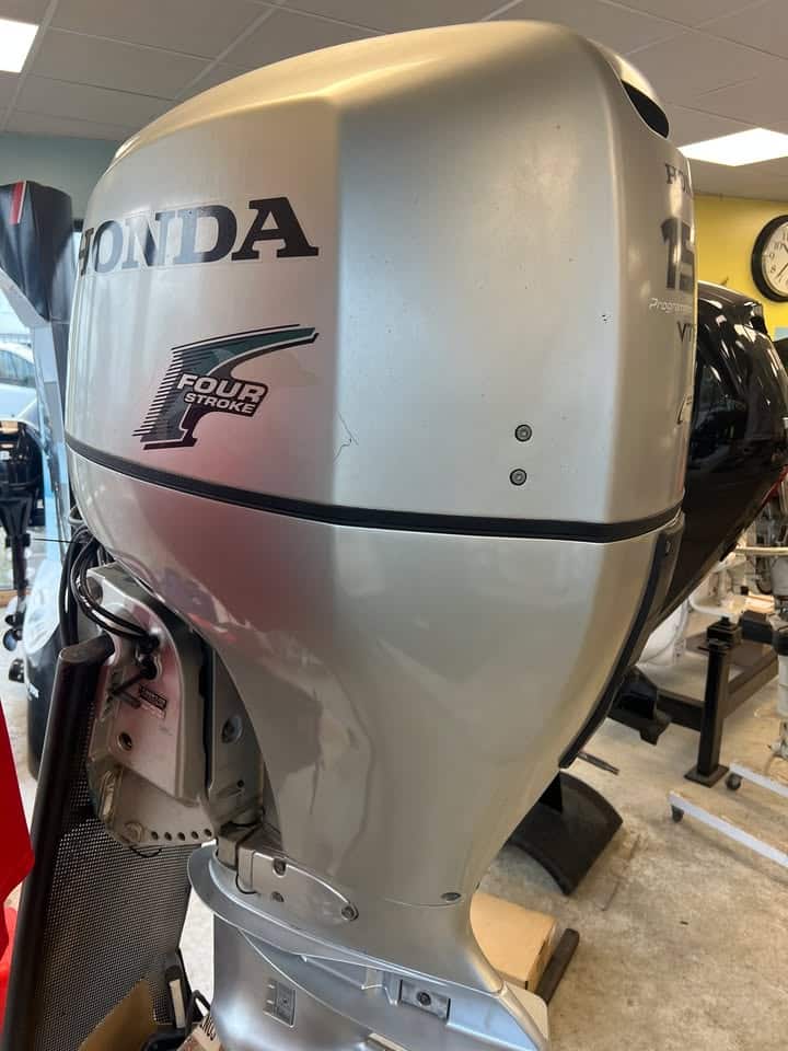 A vendre moteur occasion HONDA BF150 VTEC 4 TEMPS 1 1728172455978319 - Brest Finistère A vendre moteur occasion HONDA BF150 VTEC 4 TEMPS 1 1728172455978319 - Brest Finistère